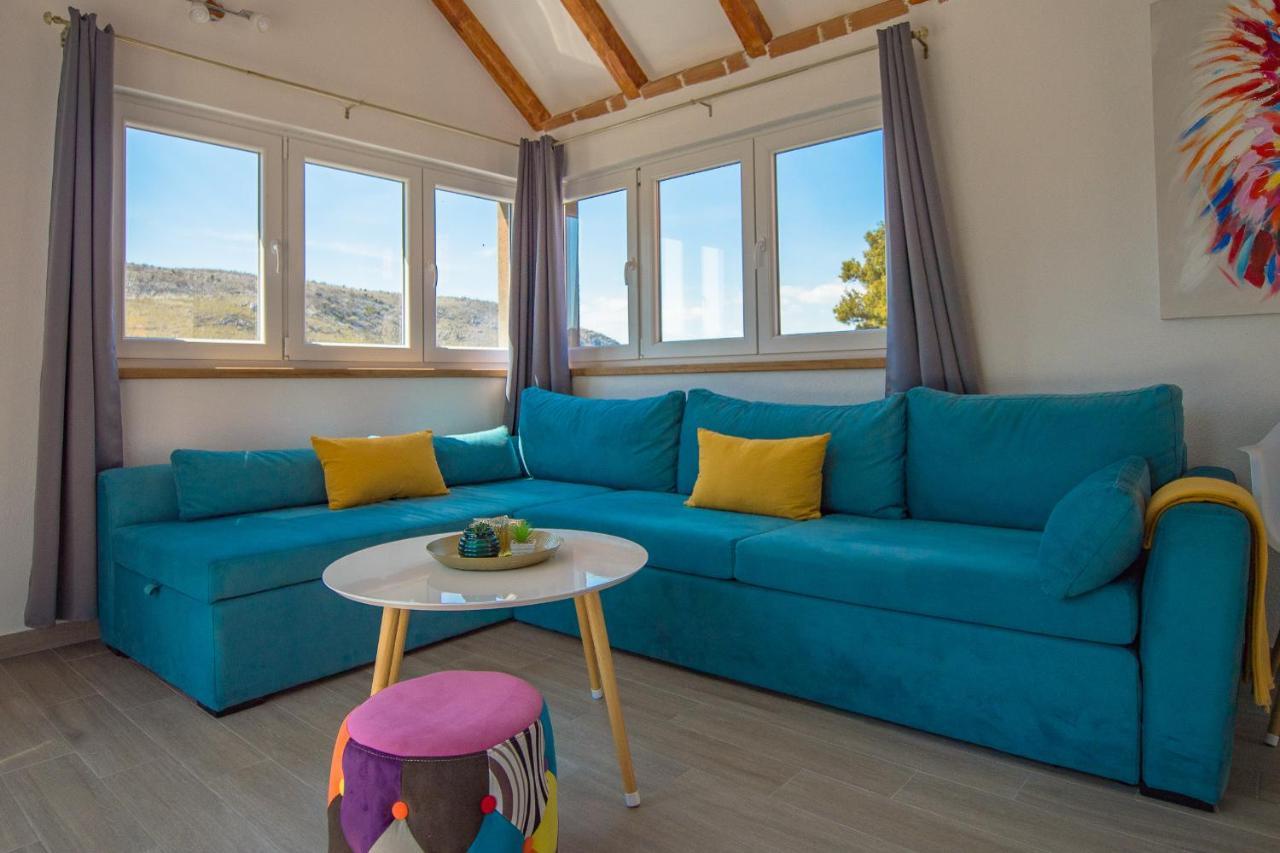 Holiday Home Moliva Donje Sitno Exterior photo